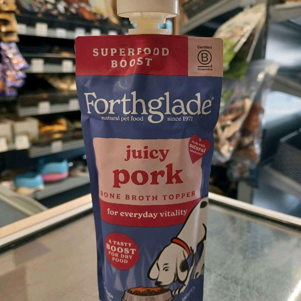 Forthglade Bone Broth Toppers, available in beef, chicken, pork, 180g